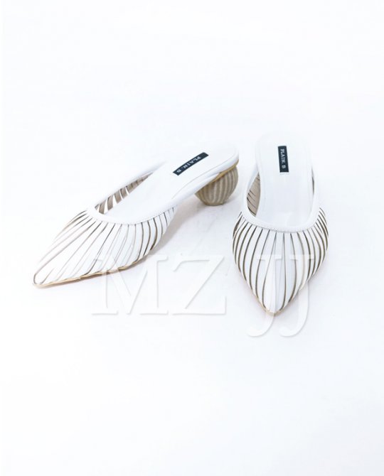 SD10120WH Sandals