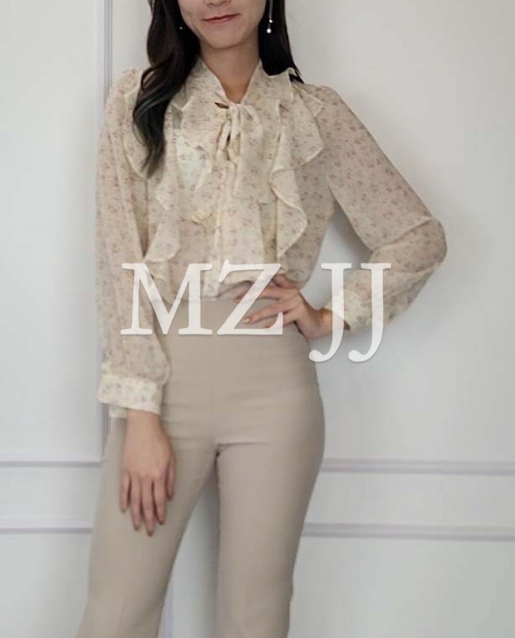 BL11372BE Blouse