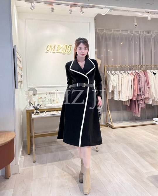 CT10252BK Coat