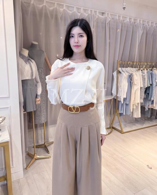 BL14755WH Blouse