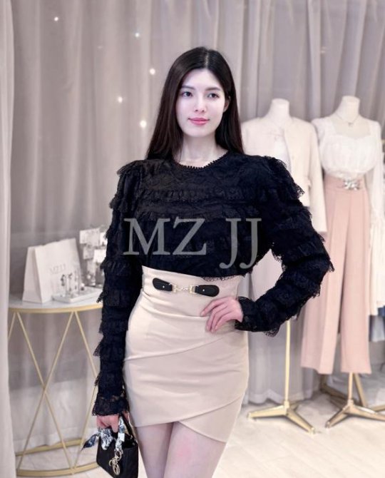 BL14769BK Blouse