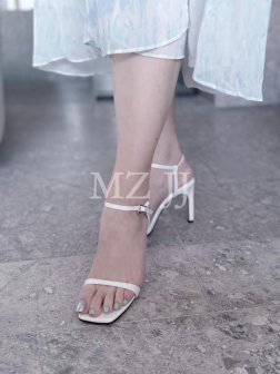 SD10161WH Sandals