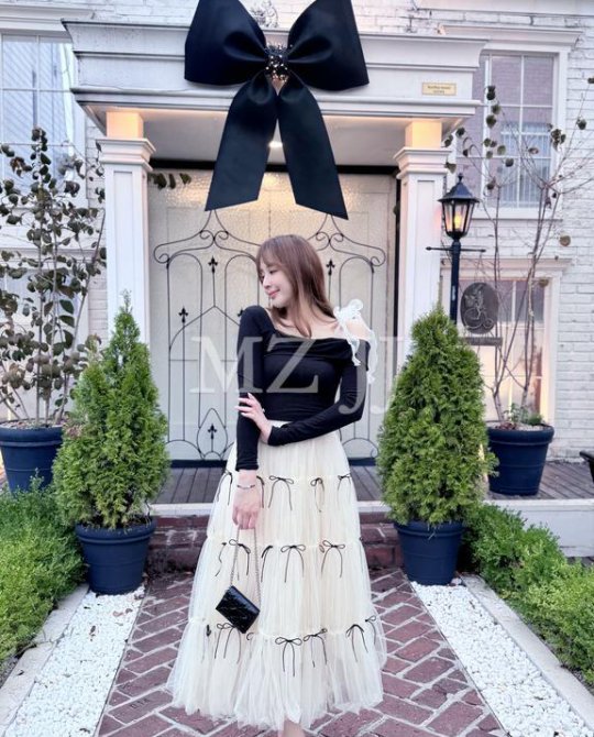 SK12116WH Skirt