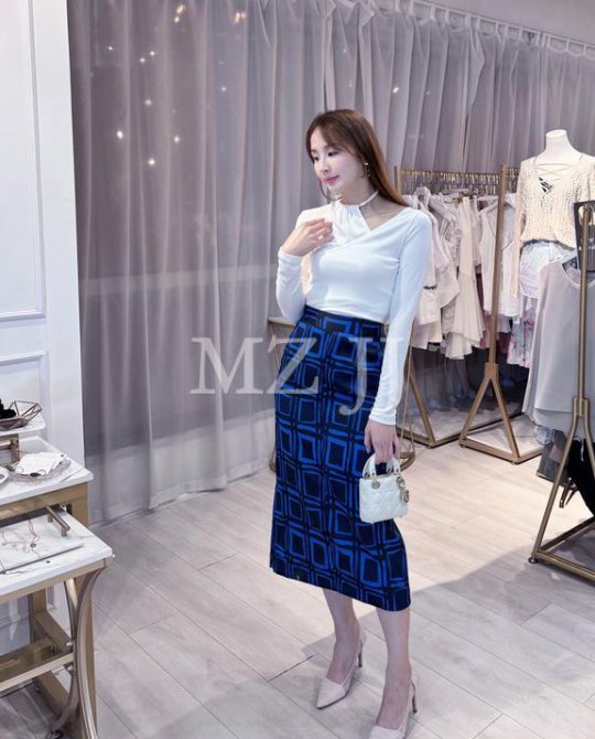 SK12121BU Skirt