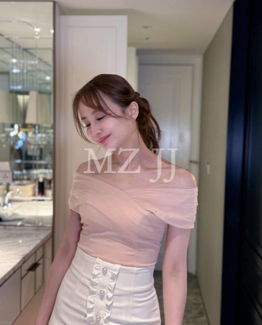 TP10693PK Top