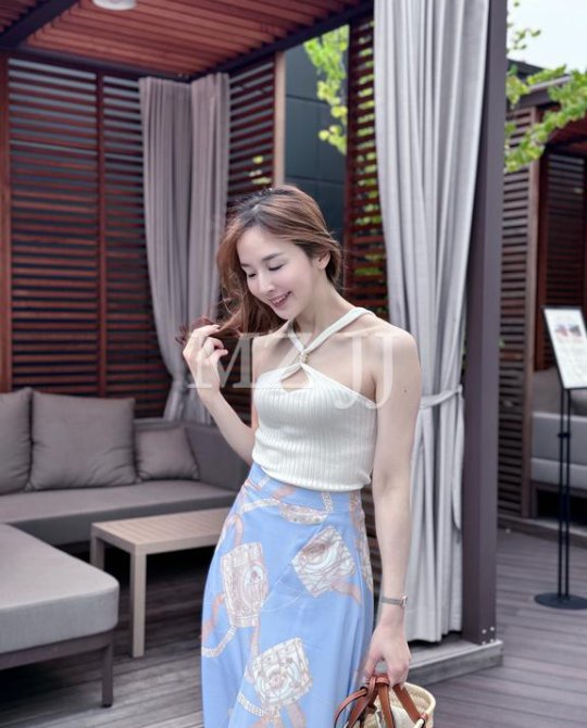 TP10714WH Top