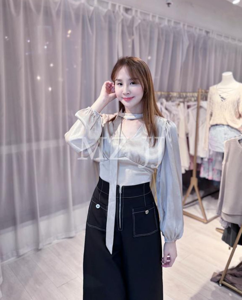 BL14754WH Blouse