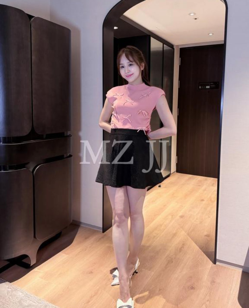 SK12022BK Skirt