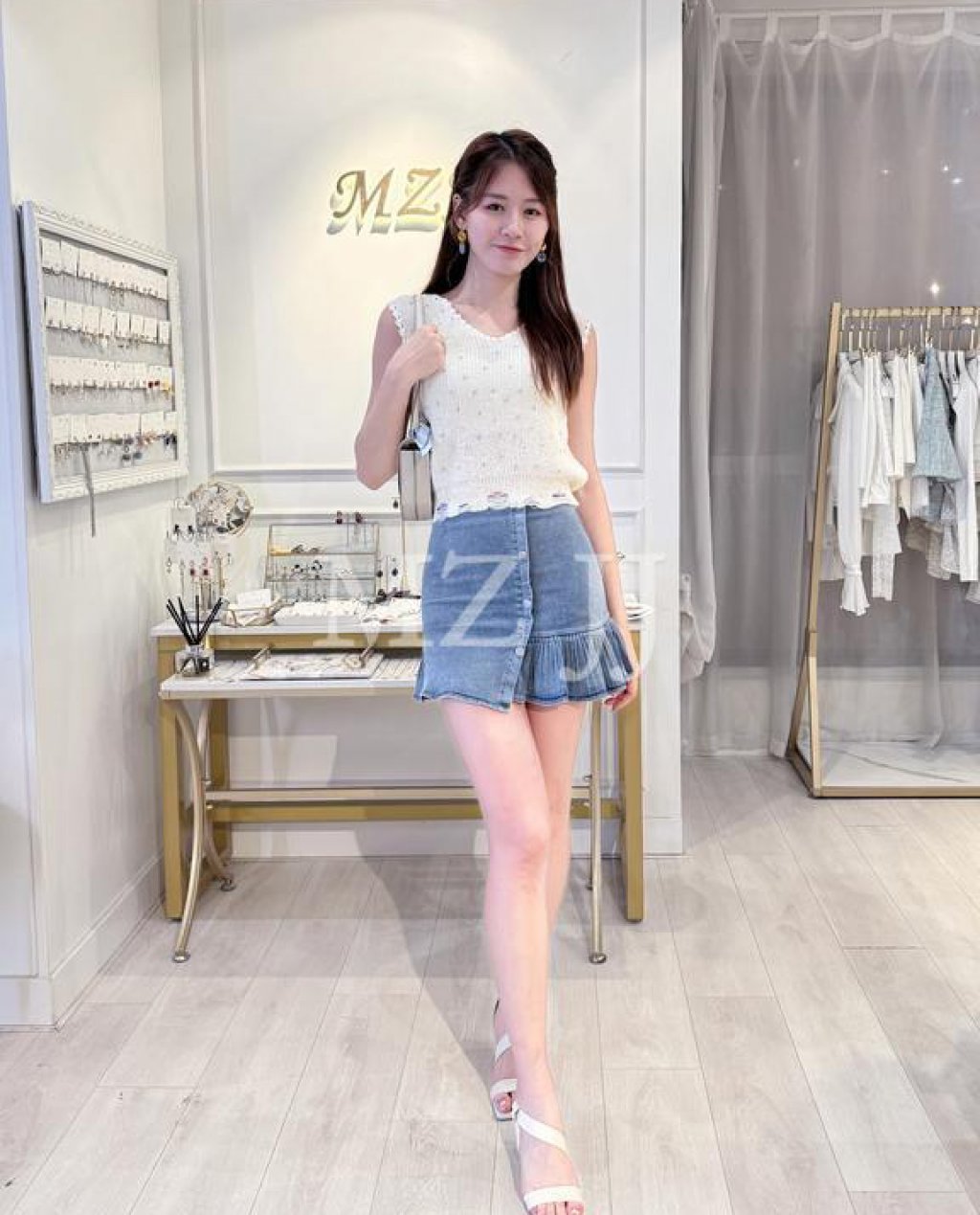SK12060BU Skirt
