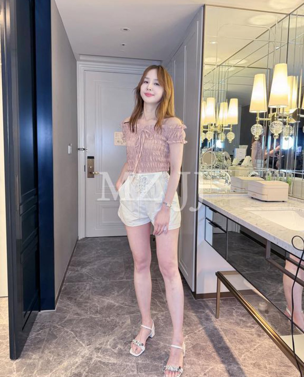 SK12066WH Skirt