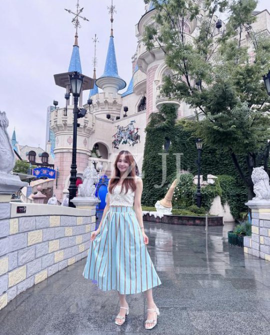 SK12084BU Skirt