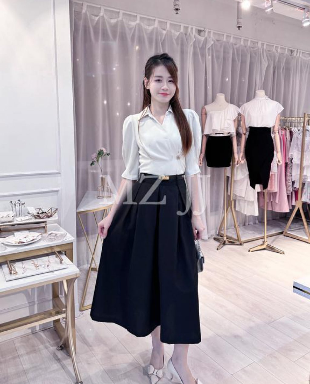 SK12091BK Skirt