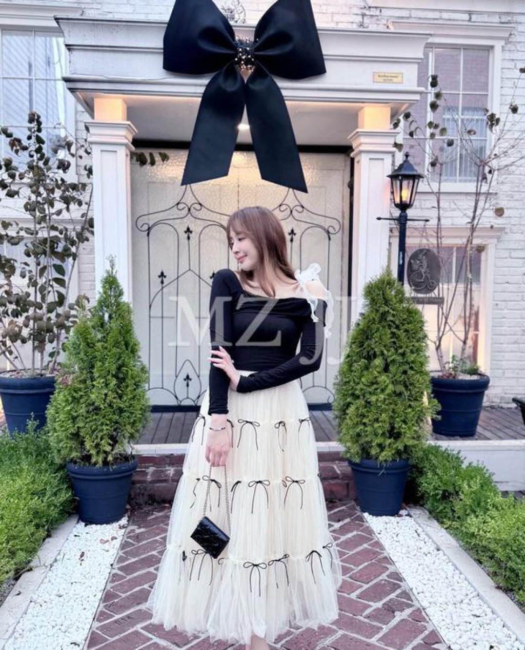 SK12116WH Skirt