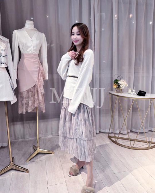 SK12150BE Skirt