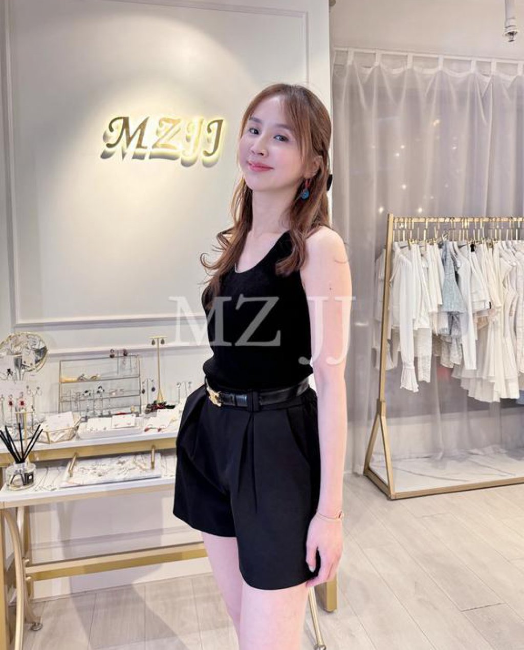 TP10670BK Top