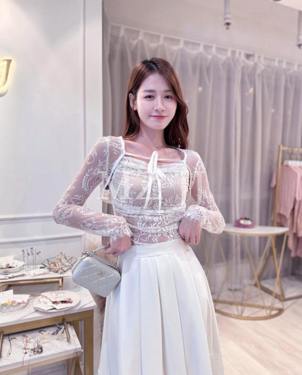 TP10695WH Top