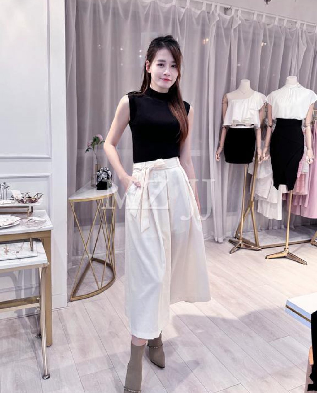 TP10732BK Top