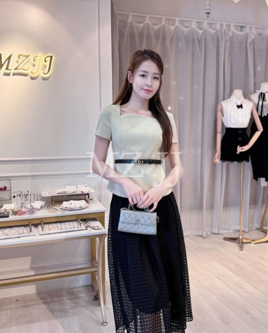 SK12230BK Skirt