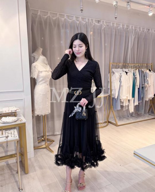 SK12232BK Skirt