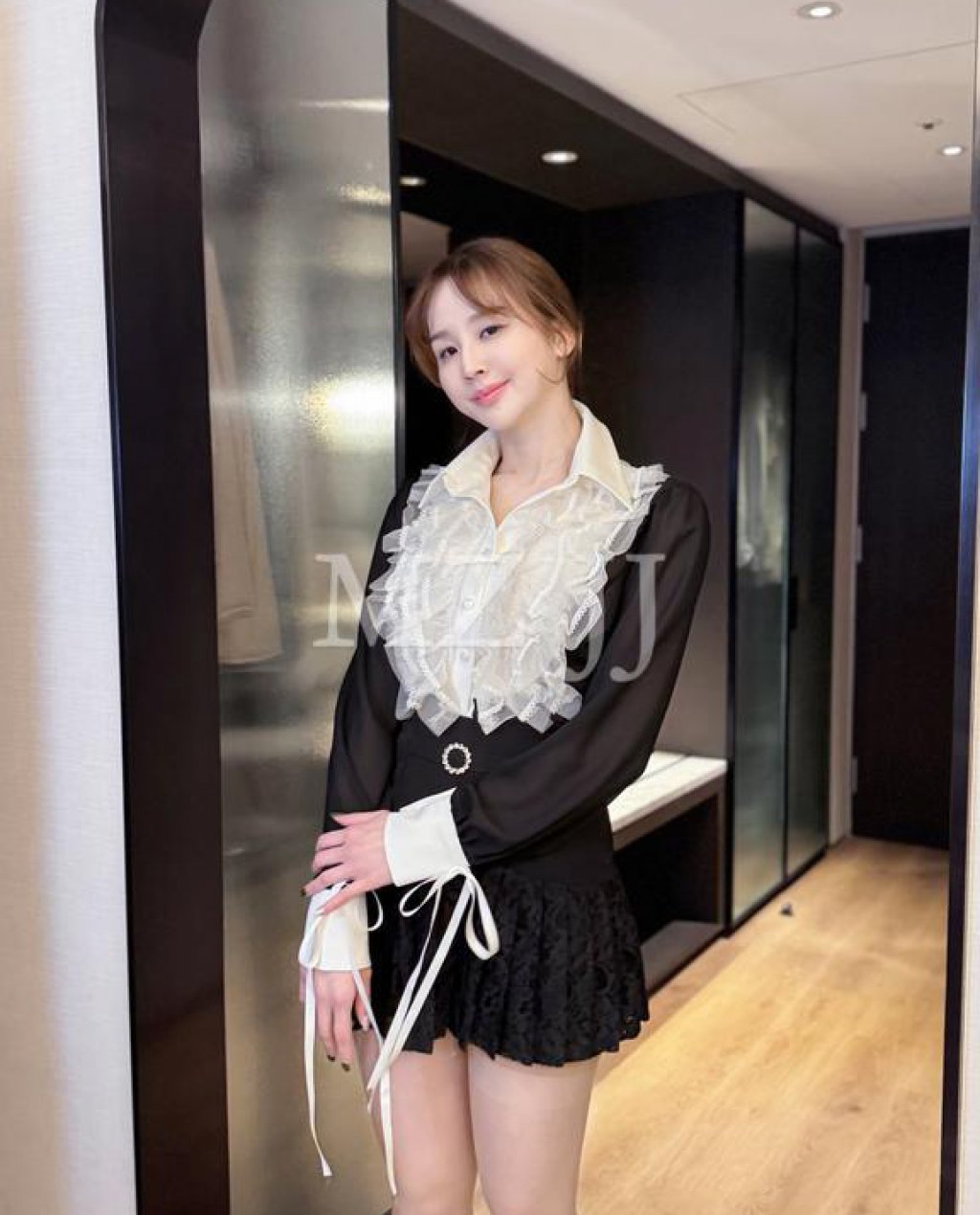 BL14815BK Blouse