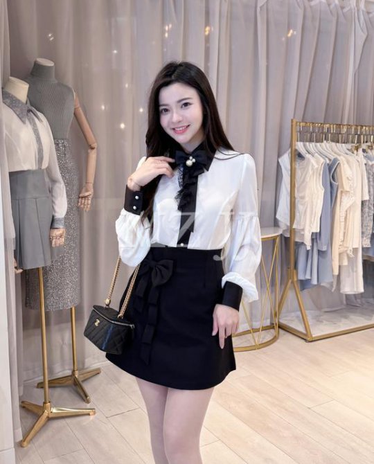 BL14832BK Blouse