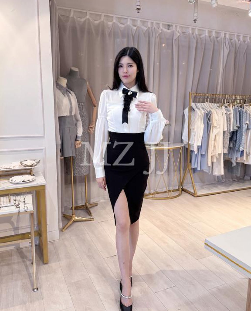 BL14832WH Blouse