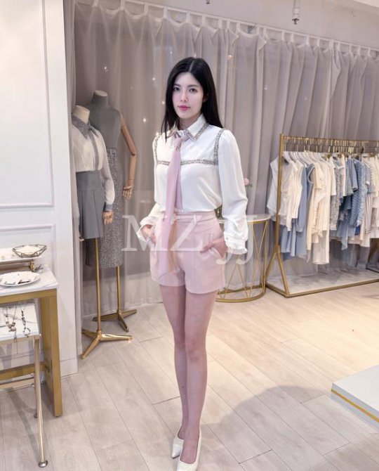 BL14845WH Blouse