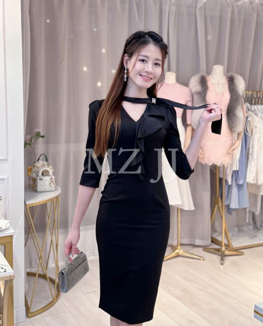 SG11834BK Sexy Grand