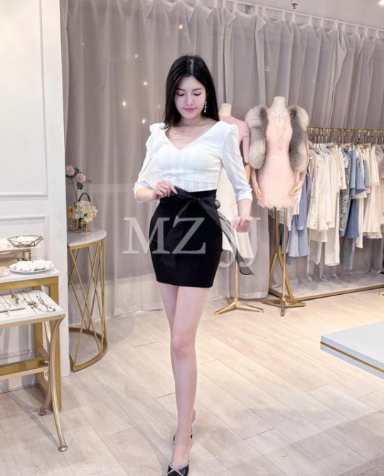 SK12212BK Skirt