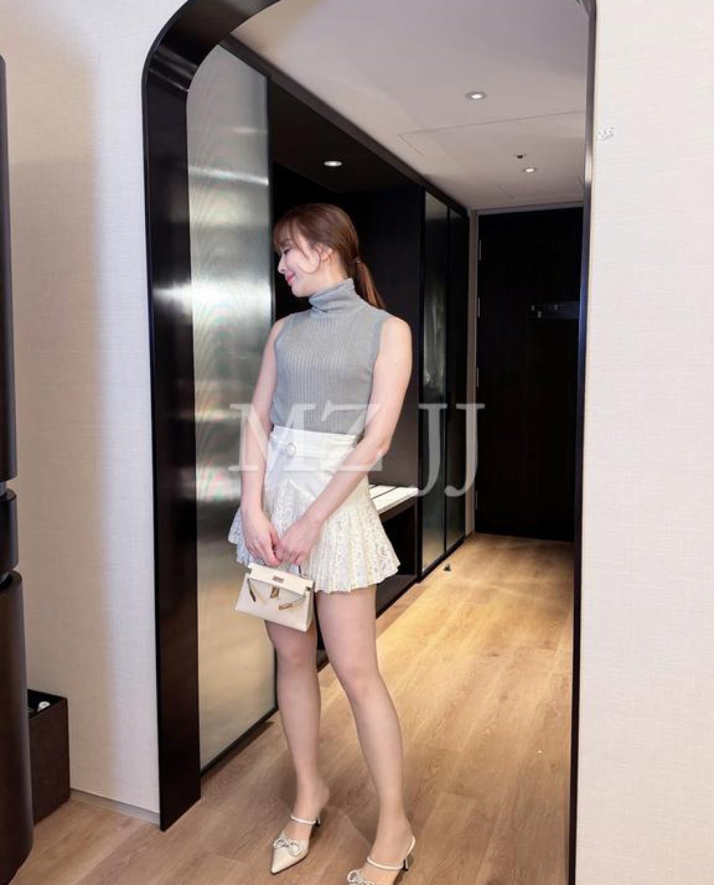 SK12213WH Skirt