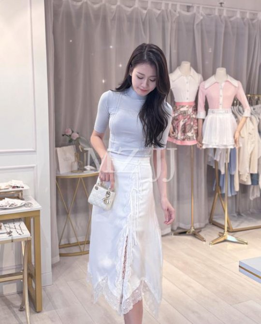 SK12222WH Skirt