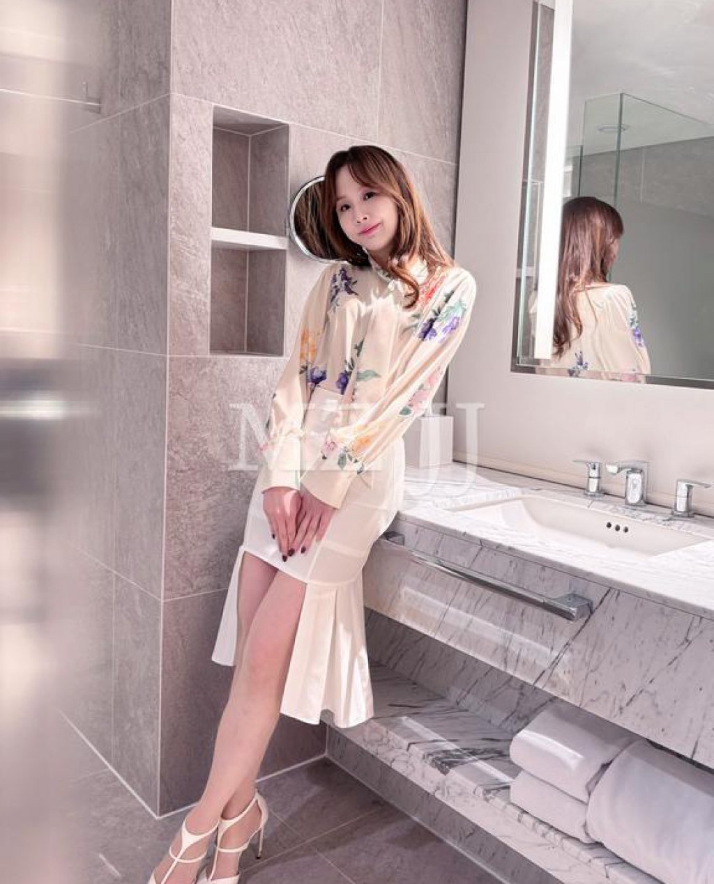 SK12223WH Skirt