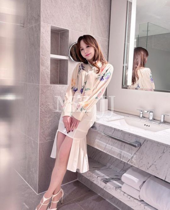 SK12223WH Skirt