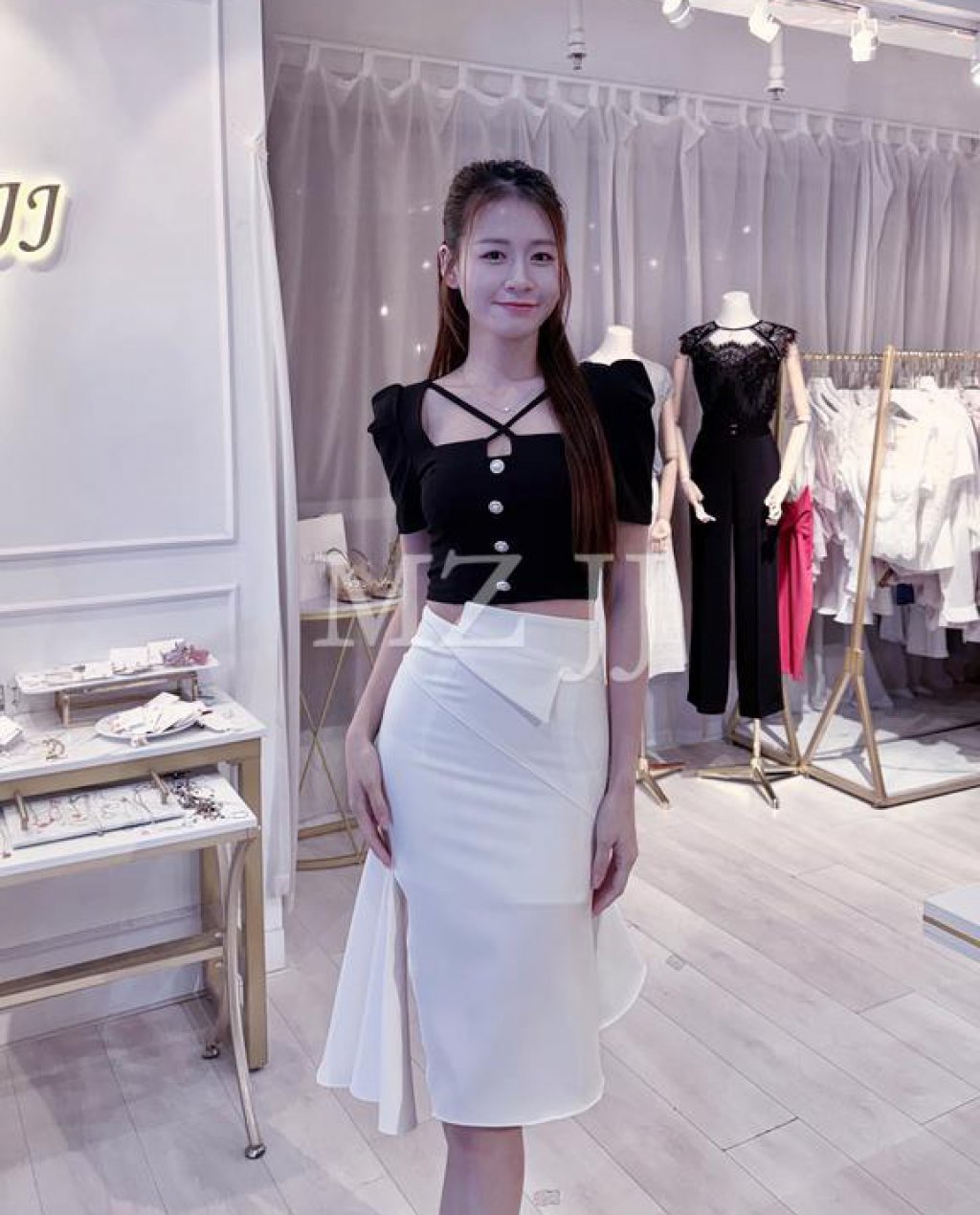 SK12249WH Skirt