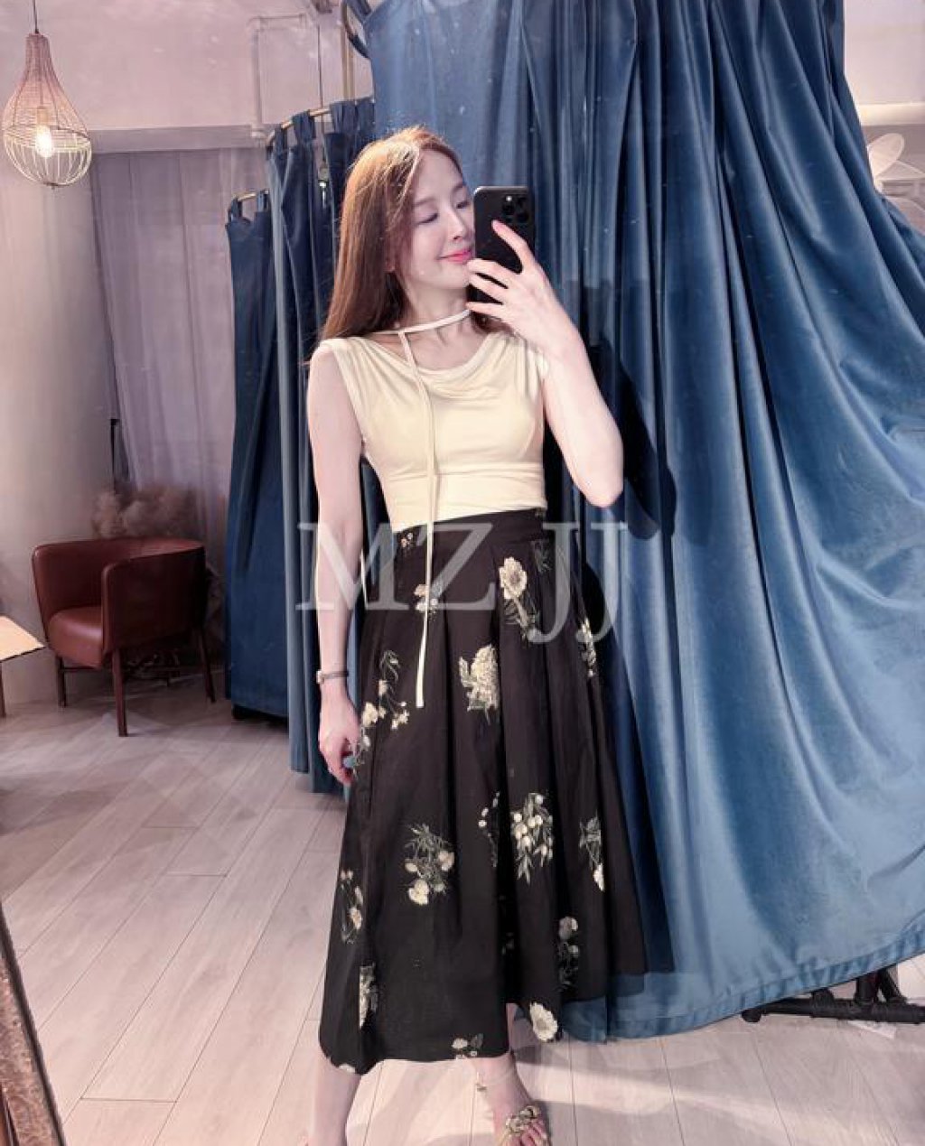 SK12261BK Skirt