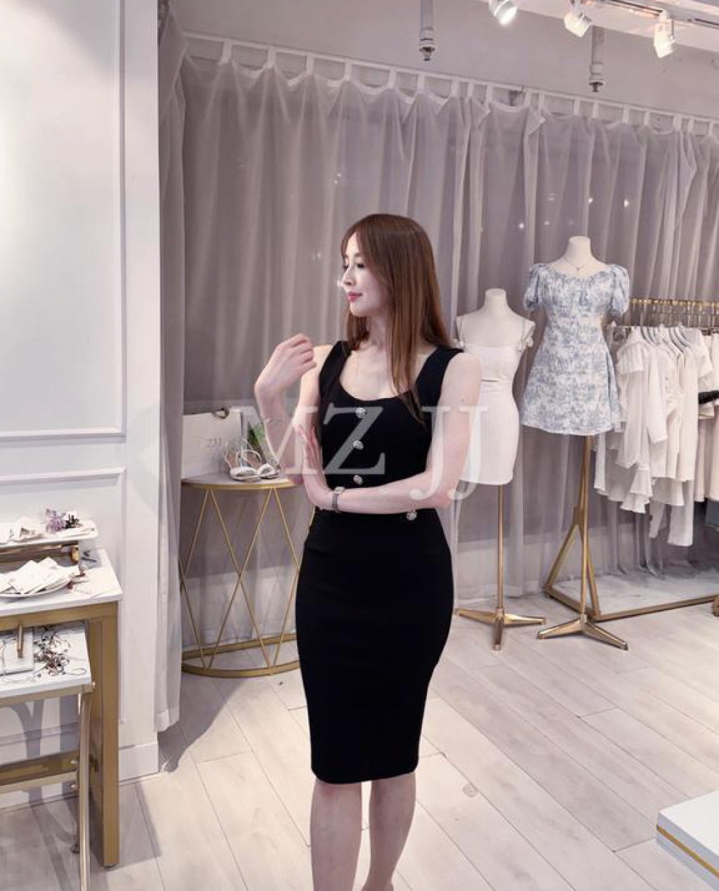 SK12280BK Skirt
