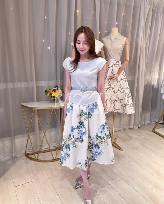 SK12322WH Skirt