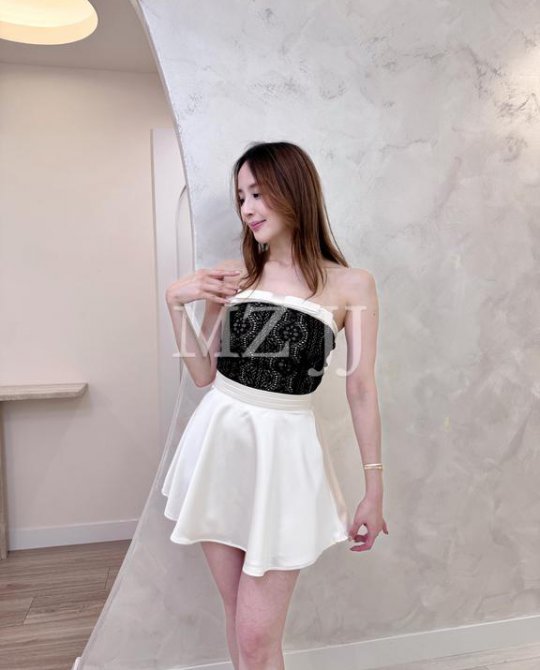 SK12352WH Skirt