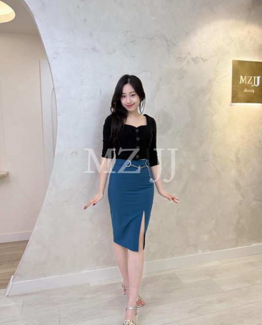 SK12357GN Skirt