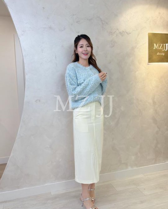 SK12370WH Skirt