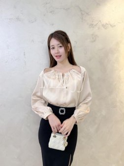 BL14994BE Blouse