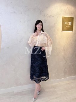 BL15001BE Blouse