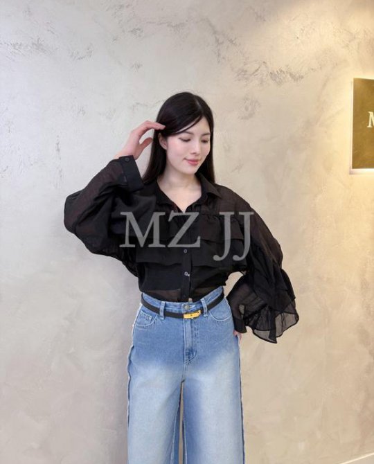 BL15001BK Blouse