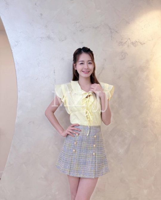 BL15008YL Blouse