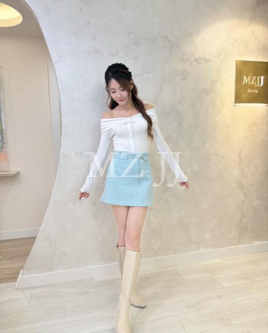 SK12393BU Skirt