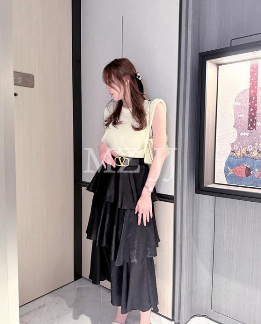 SK12408BK Skirt
