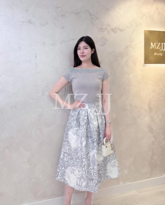 SK12420BK Skirt