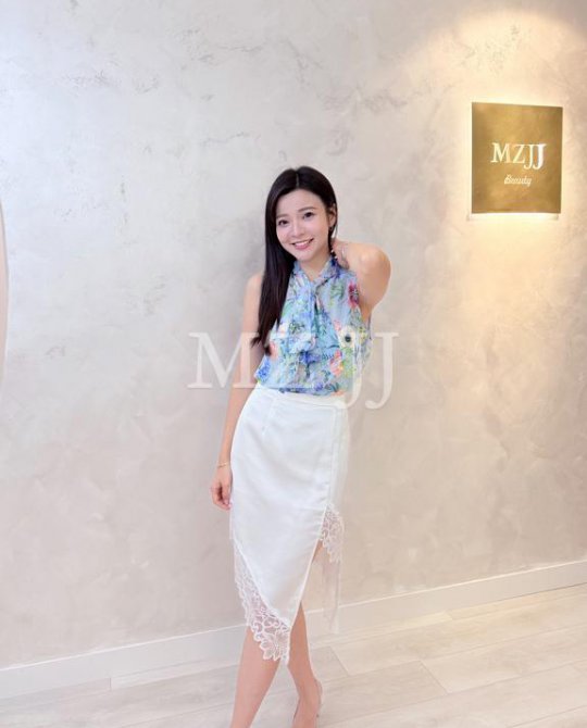 SK12457WH Skirt